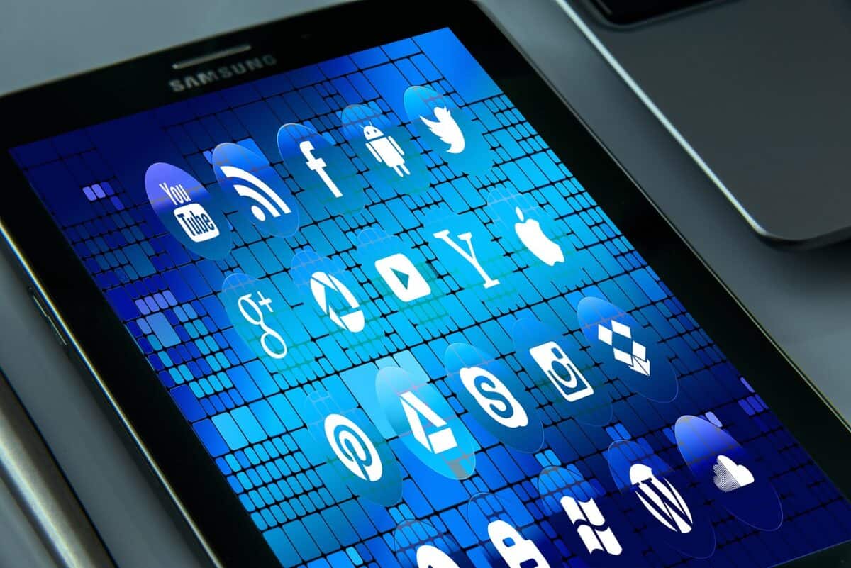 searching for social media platforms