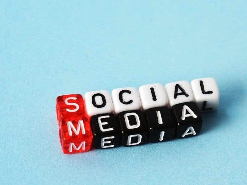 advertising on social platforms